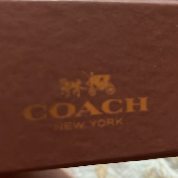 Coach Watch - Picture 4 of 7